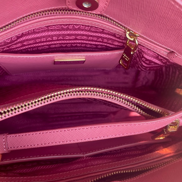 Prada TAMARIS  Saffiano Lux BN2558 Leather Tote - Picture 7 of 16